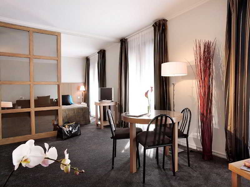 La Residence Du Roy Paris Champs Elysees ภายนอก รูปภาพ